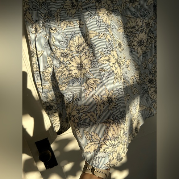 Chaps Garden Daisy Blouse - Picture 4 of 16